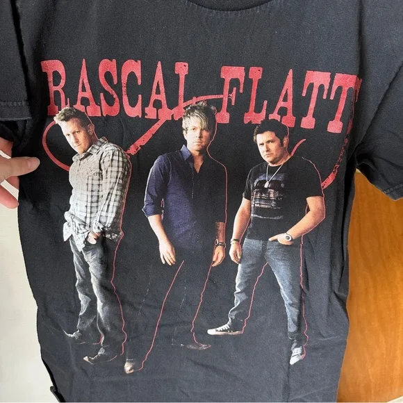 2/$30 || Rascal Flatts 2010 Tour Tee - Picture 2 of 4